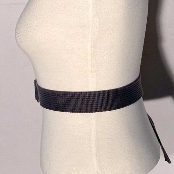 5/$25 Grey Woven Canvas Belt with D Style Buckle - Picture 2 of 6